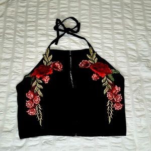 Vintage Y2K Forever 21, roses 🌹 appliqué halter top. NEW with tags!